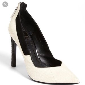 Dolce vita black and white pumps NWOT